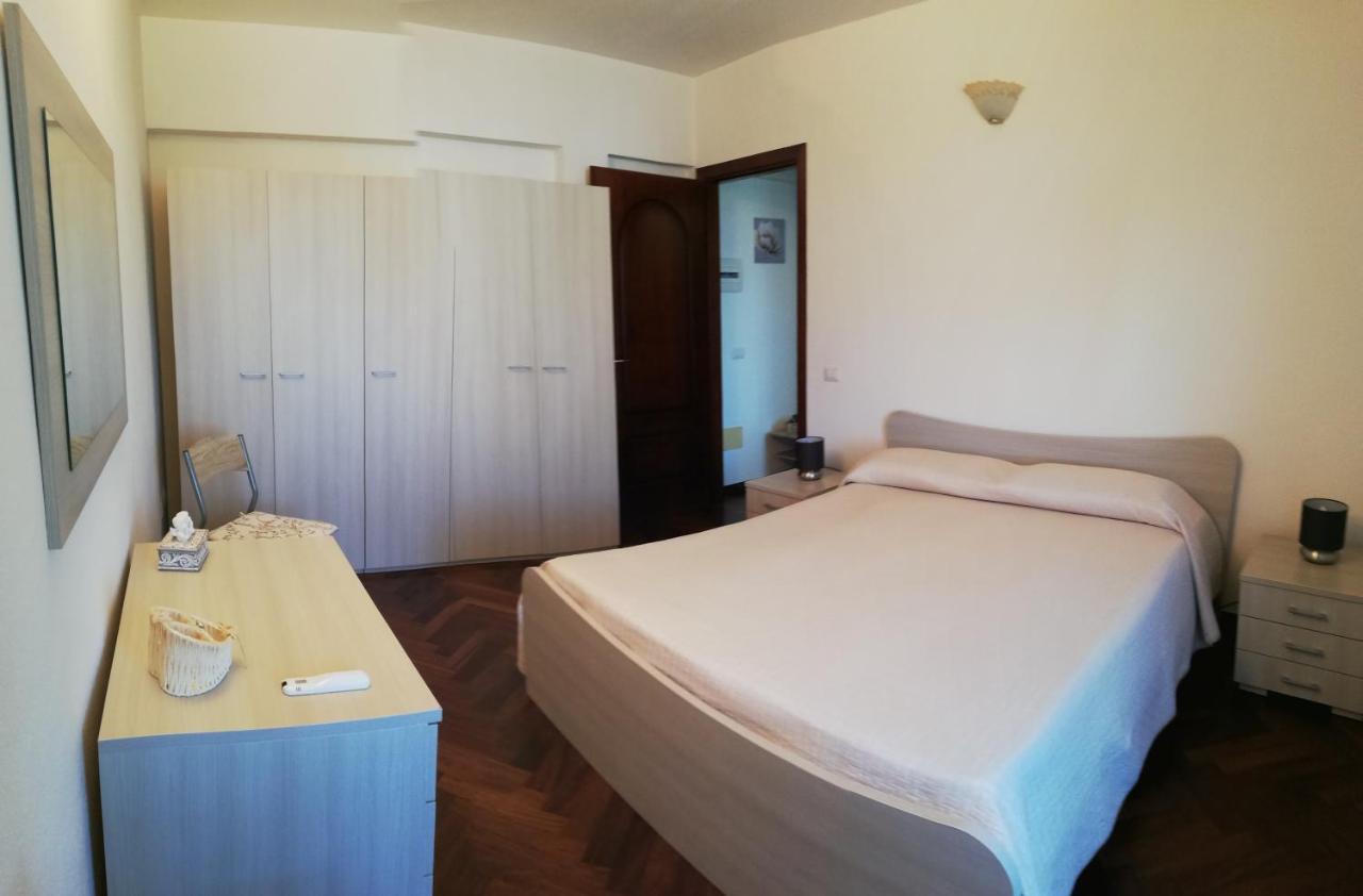 Cristina Casa Vacanze 奧爾比亞 外观 照片